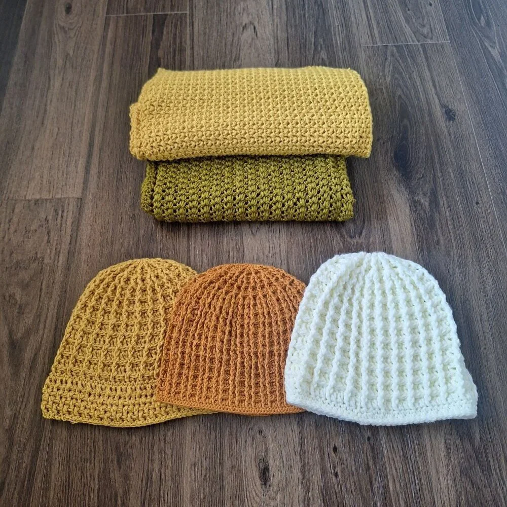 New Handknit Bundle - 2 Scarfs 3 Beanies Soft Warm Winter Fall Cottage Streetwea
